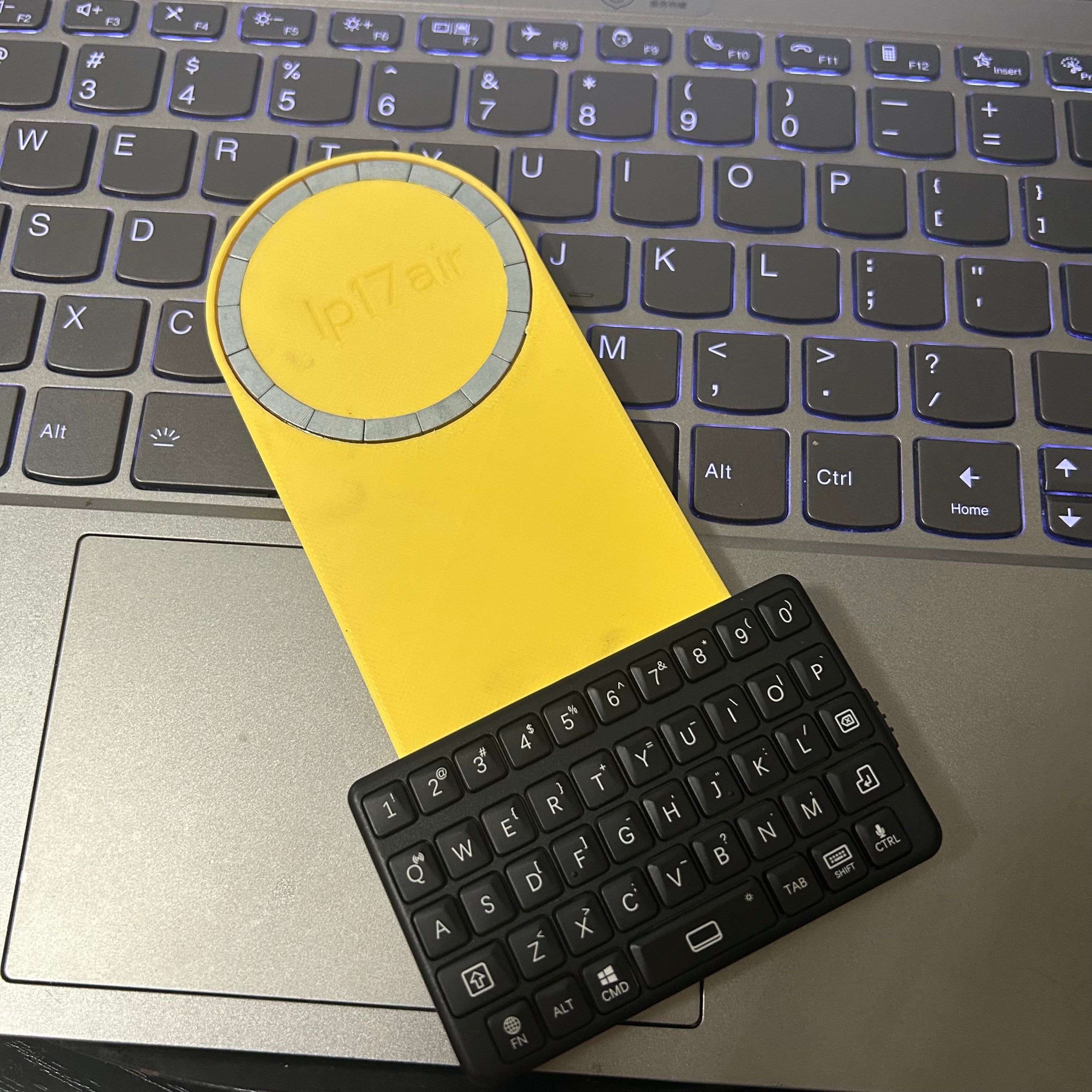 EXknight Mini Keyboard & 3D Printed MagSafe Plate for iPhone Series