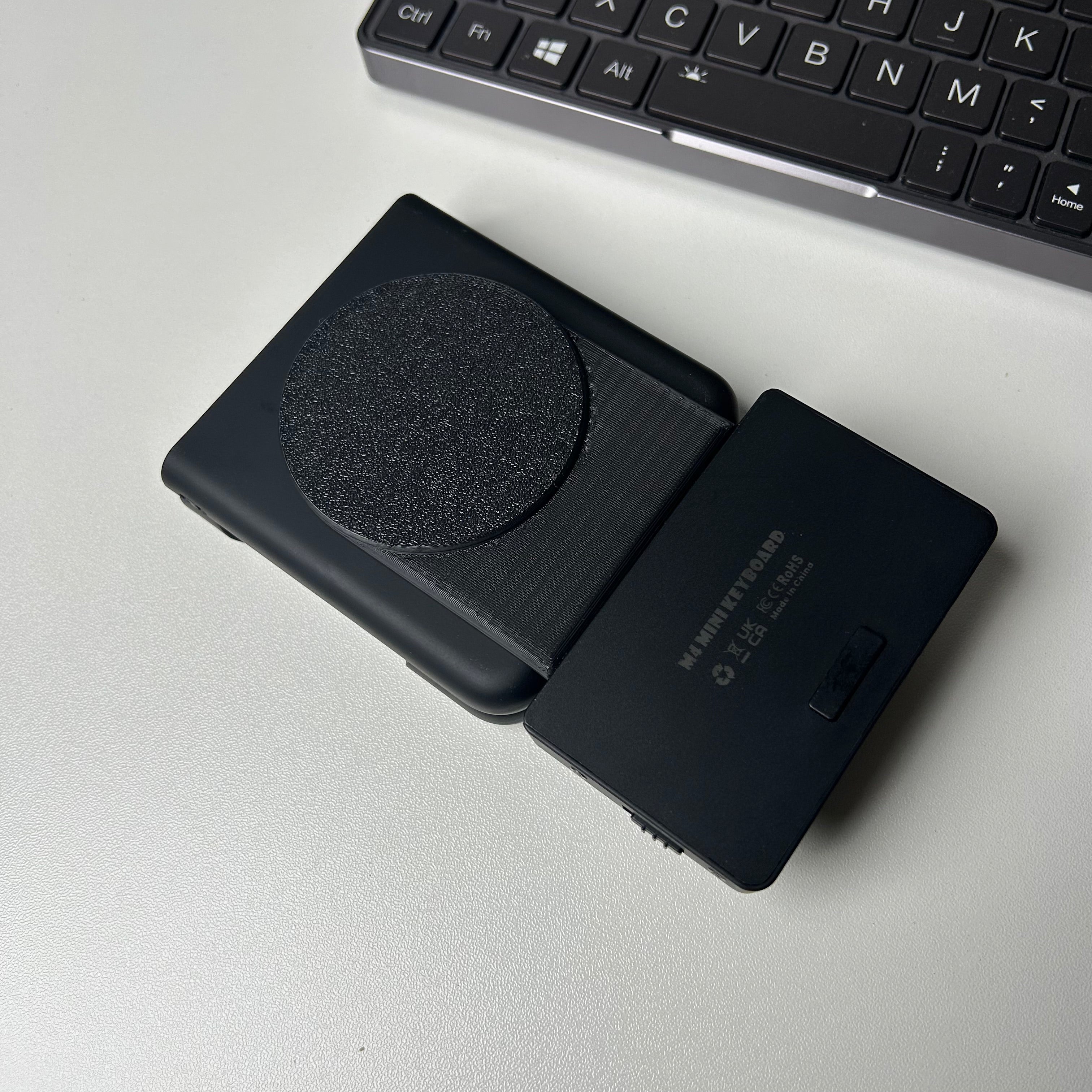 EXKnight Magnetic Keyboard Kit for Vivo X Flip