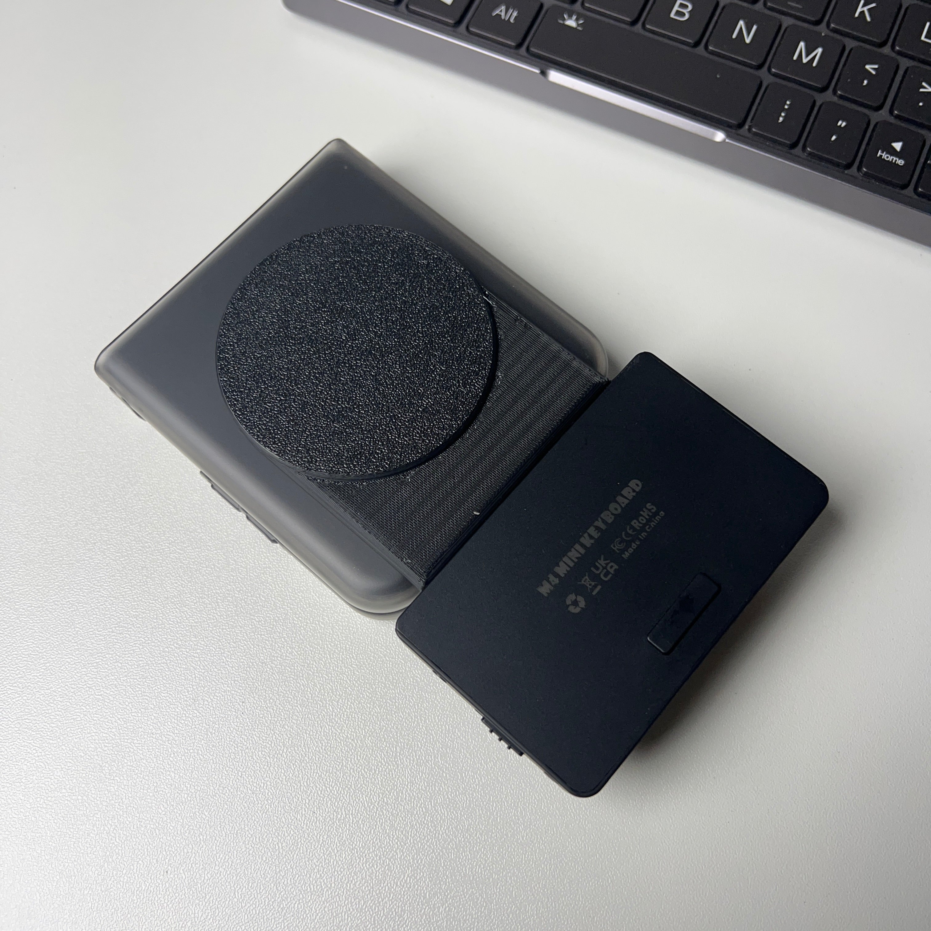 EXKnight Magnetic Keyboard Kit for Xiaomi Mix Flip 2